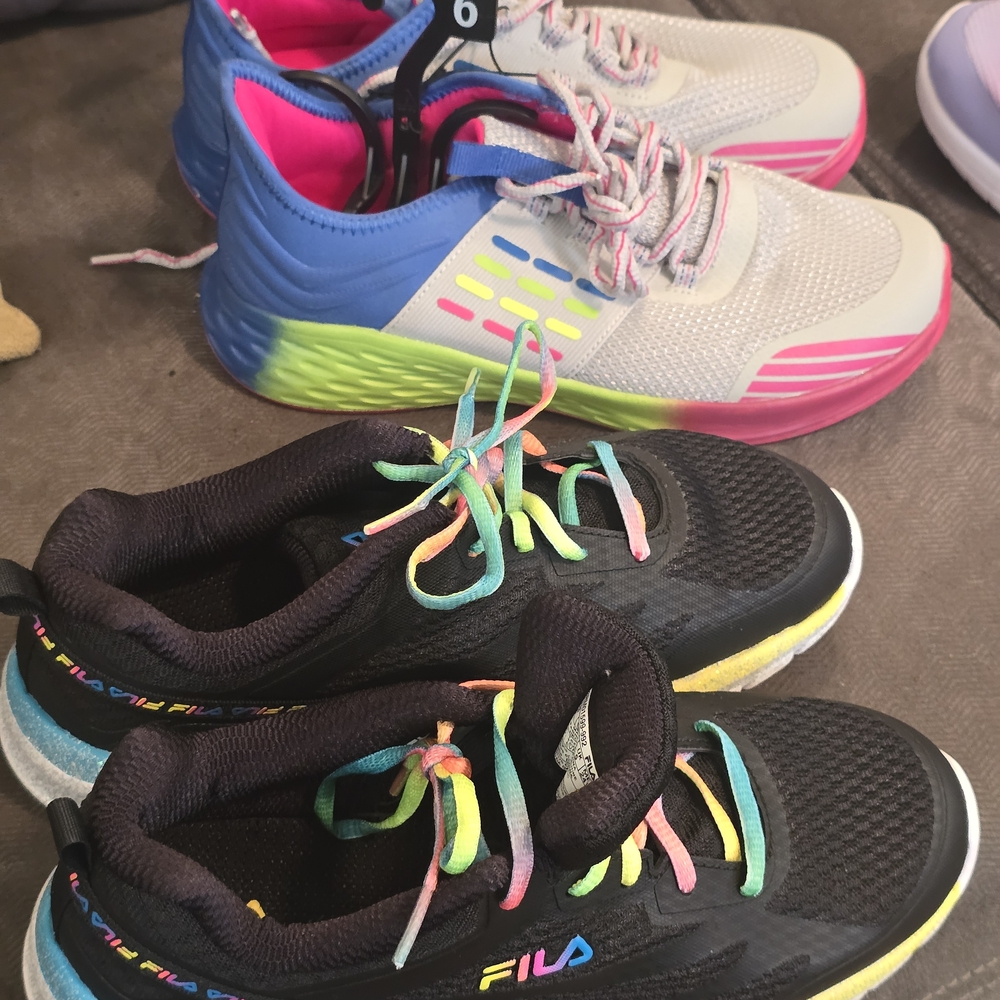 ****2 pair Fila Women's Gray and Pink Athletic Shoes with Blue Accents